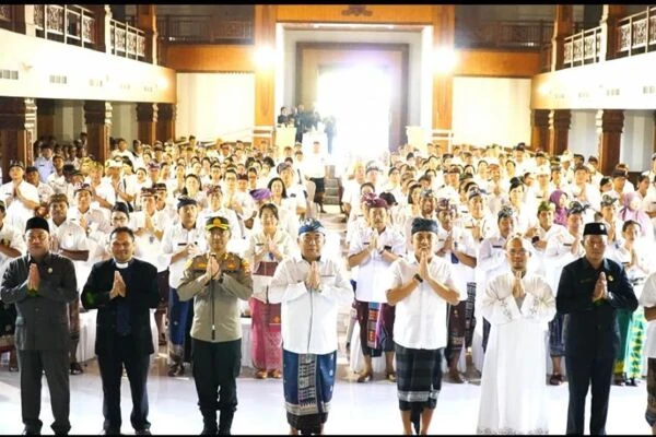 Dorong percepatan realisasi program, Bupati Lantik Ratusan Pejabat